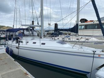 42' Catalina 2006 Yacht For Sale
